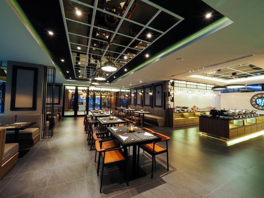 130 Hotel & Residence Bangkok Zewnętrze zdjęcie